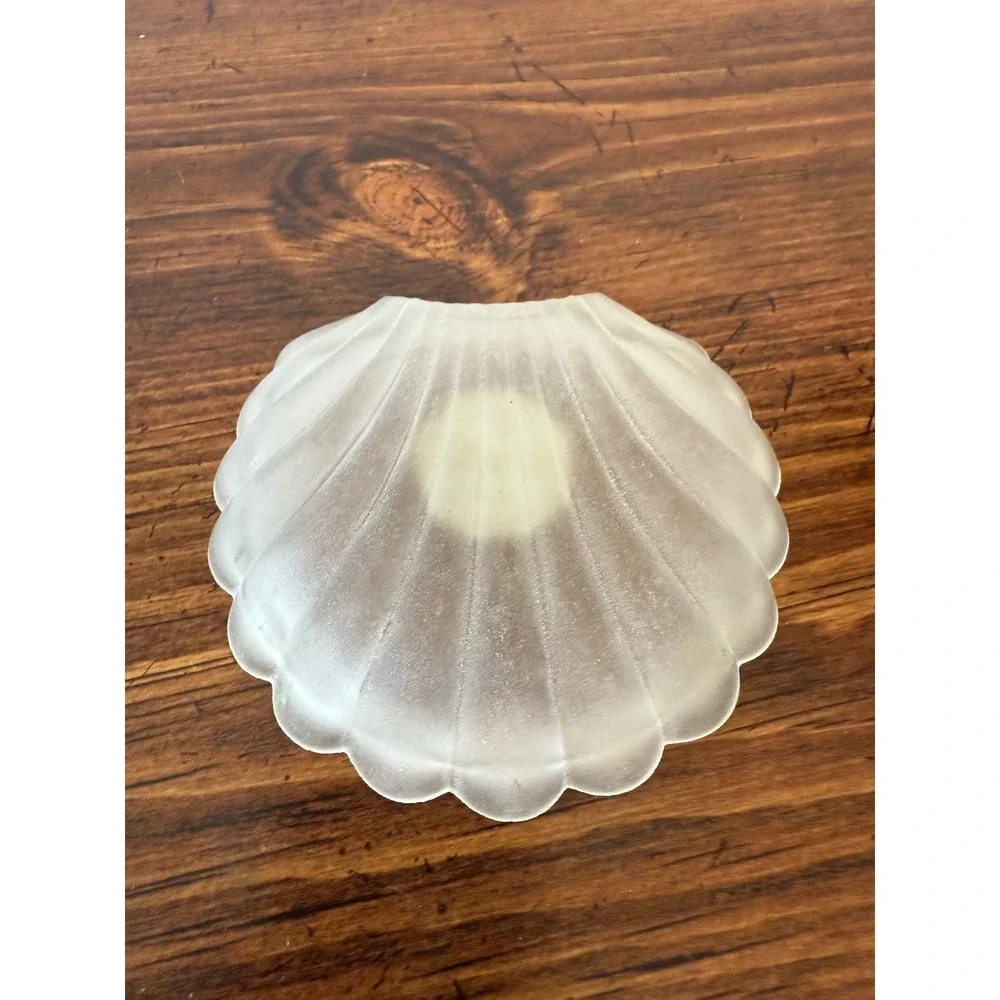 Vintage Frosted Glass Scalloped Seashell Trinket Dish Made in England Clear 4.5